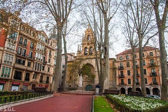 Apartamento Guretxe Appartement Bilbao Buitenkant foto